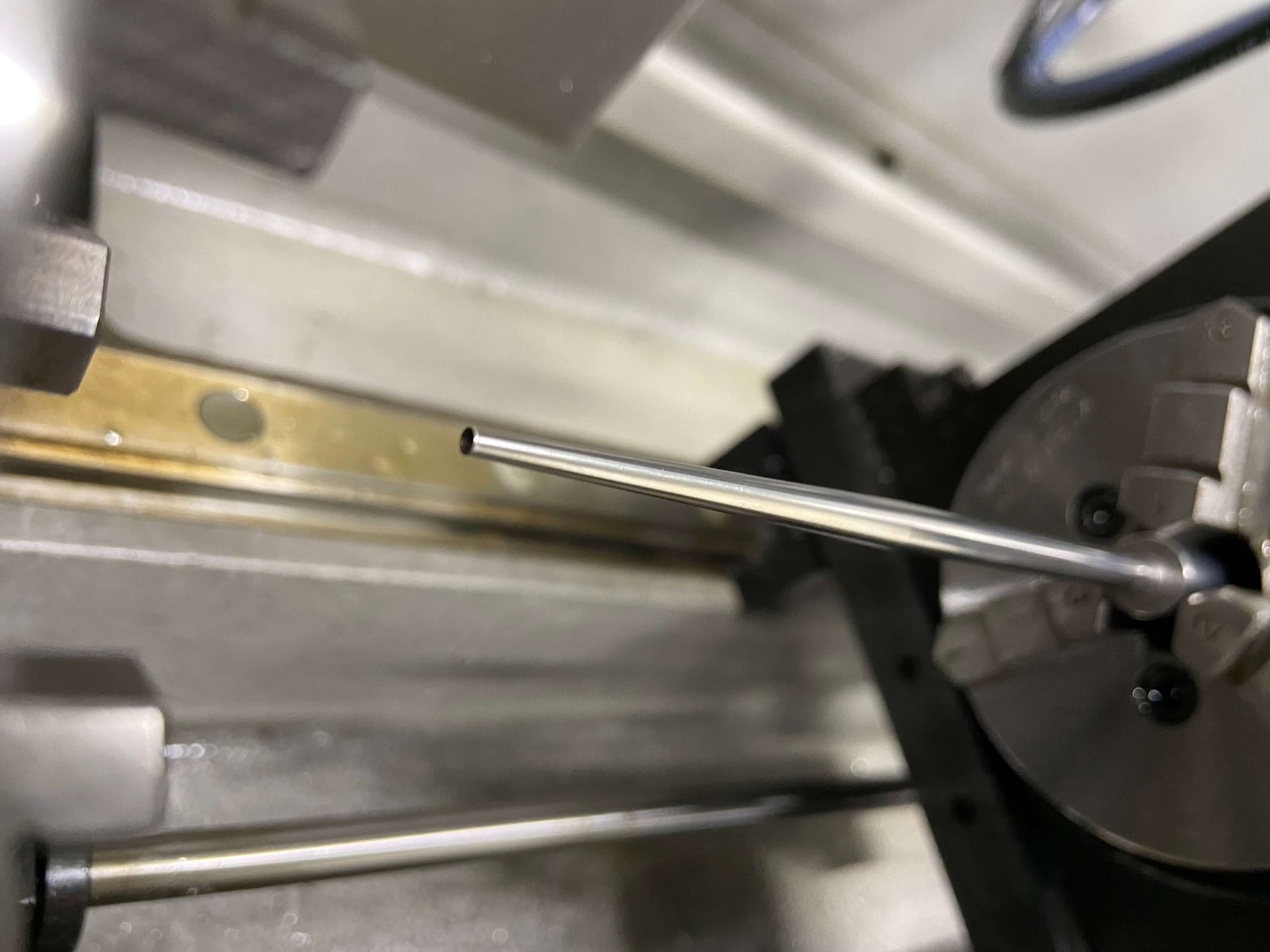 Deep hole drilling machine Products Deep hole drilling / HITAK CO